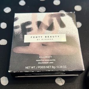 Gently Beauty Killawatt highlighter in the popular shade Trophy Wife